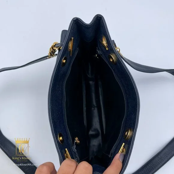 CHANEL VINTAGE DARK BLUE CAVIAR LEATHER SHOULDER BAG - Picture 9 of 11